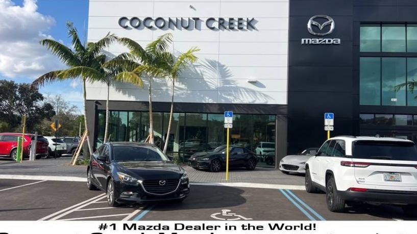 MAZDA MAZDA3 2018 3MZBN1V32JM178586 image