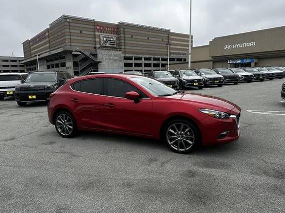 MAZDA MAZDA3 2018 3MZBN1L35JM261321 image