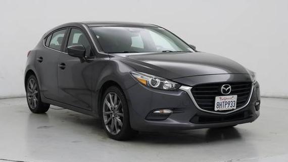 MAZDA MAZDA3 2018 3MZBN1L39JM269244 image