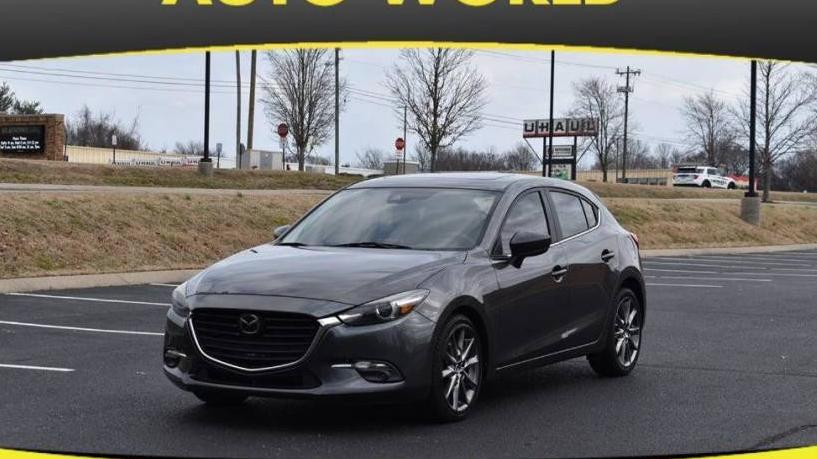 MAZDA MAZDA3 2018 3MZBN1M35JM258868 image