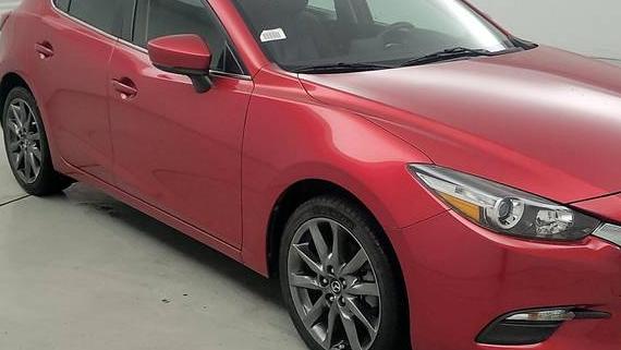 MAZDA MAZDA3 2018 3MZBN1L3XJM267678 image