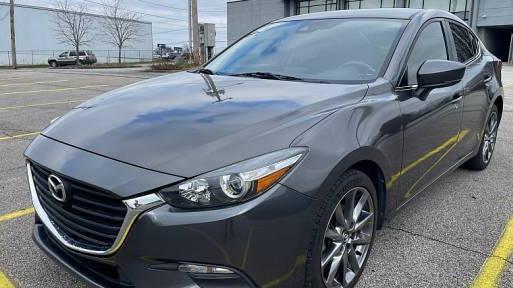 MAZDA MAZDA3 2018 3MZBN1V31JM173668 image