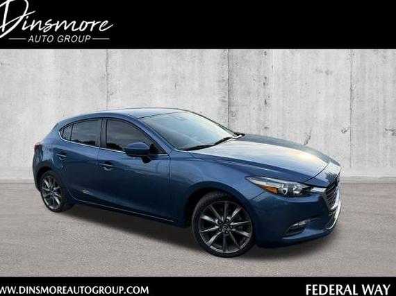 MAZDA MAZDA3 2018 3MZBN1L33JM267473 image