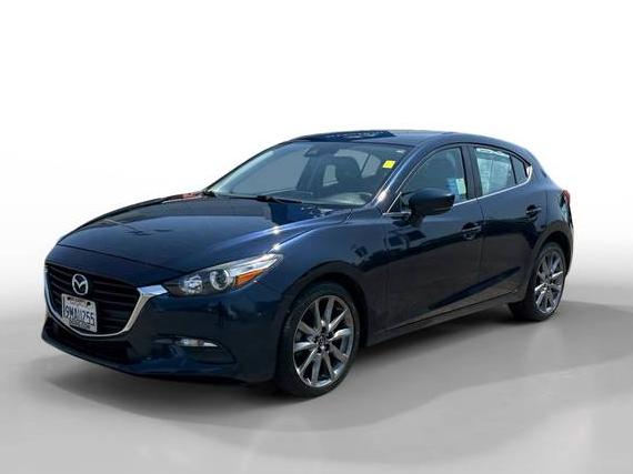 MAZDA MAZDA3 2018 3MZBN1L32JM163105 image