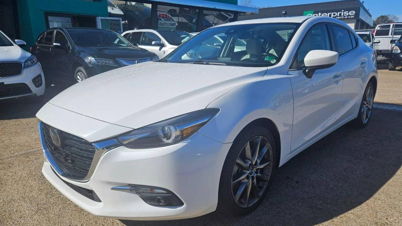 MAZDA MAZDA3 2018 3MZBN1W32JM217272 image