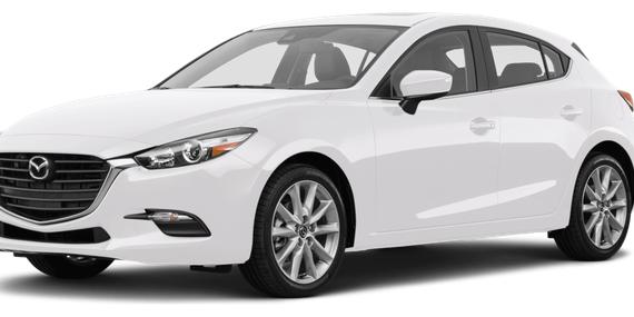 MAZDA MAZDA3 2018 3MZBN1L32JM181409 image