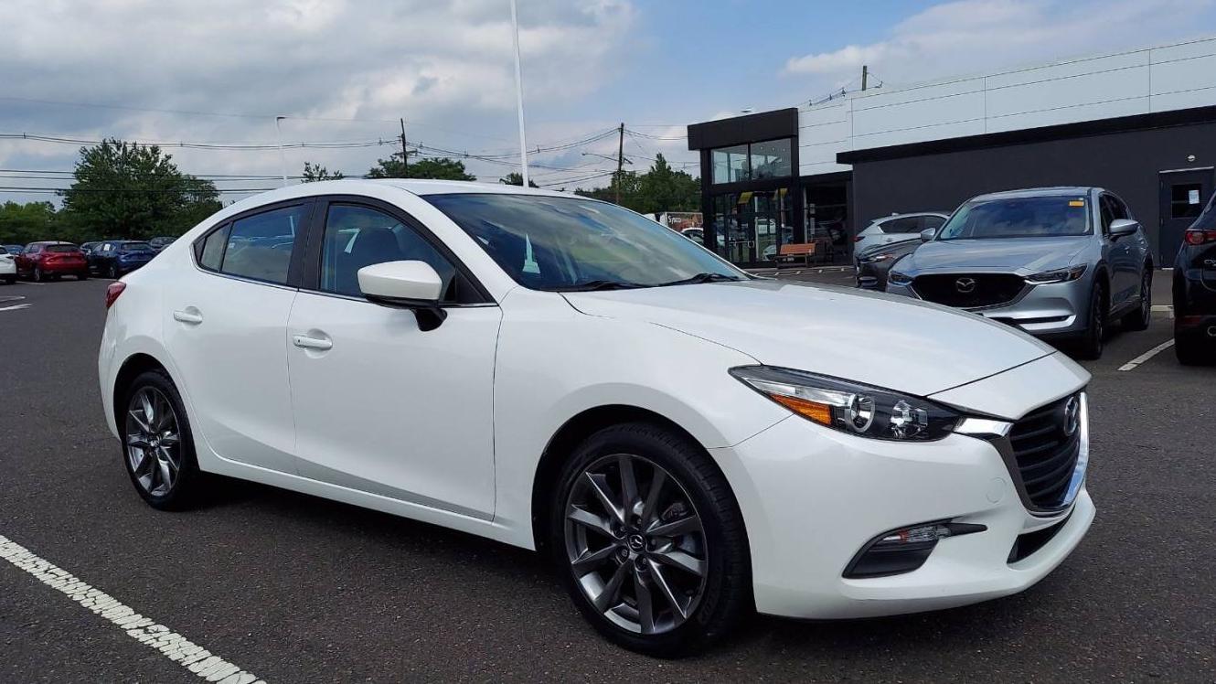 MAZDA MAZDA3 2018 3MZBN1V37JM251659 image