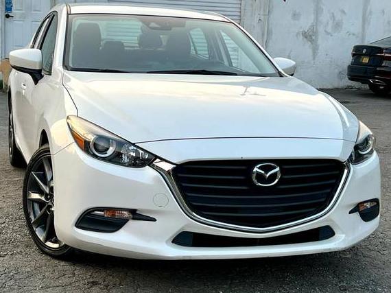 MAZDA MAZDA3 2018 3MZBN1V38JM259544 image