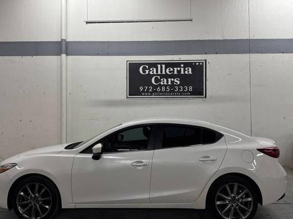 MAZDA MAZDA3 2018 3MZBN1V35JM245097 image MAZDA MAZDA3 2018 3MZBN1V35JM245097 image