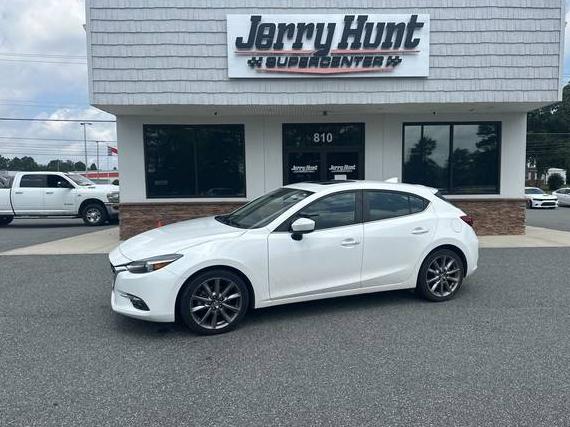 MAZDA MAZDA3 2018 3MZBN1M34JM164383 image