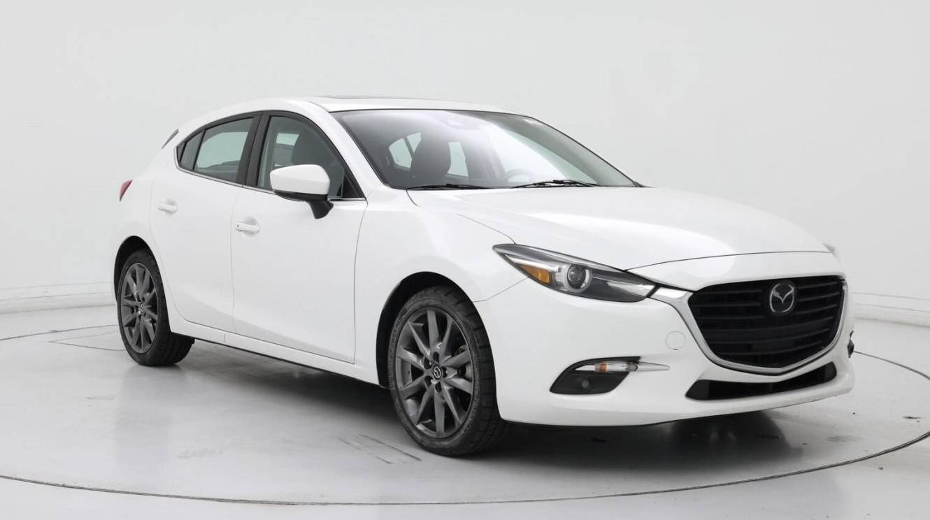 MAZDA MAZDA3 2018 3MZBN1M35JM183699 image