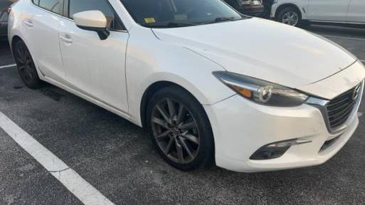 MAZDA MAZDA3 2018 3MZBN1W38JM188599 image