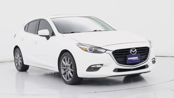MAZDA MAZDA3 2018 3MZBN1M31JM160937 image