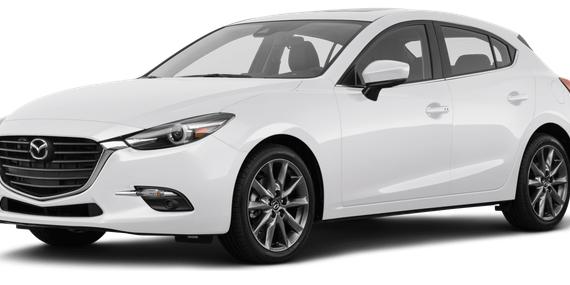 MAZDA MAZDA3 2018 3MZBN1M31JM275294 image