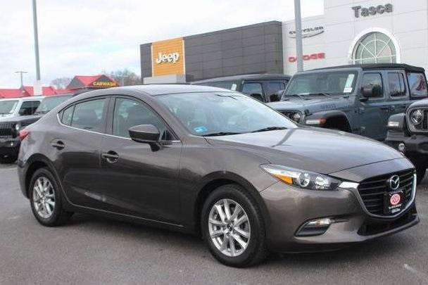 MAZDA MAZDA3 2018 3MZBN1U79JM164771 image