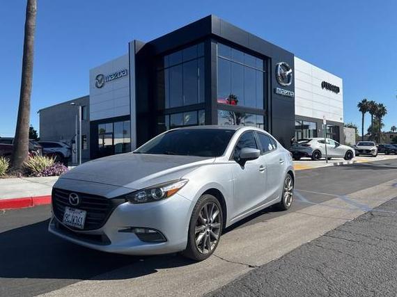 MAZDA MAZDA3 2018 3MZBN1V31JM202215 image MAZDA MAZDA3 2018 3MZBN1V31JM202215 image