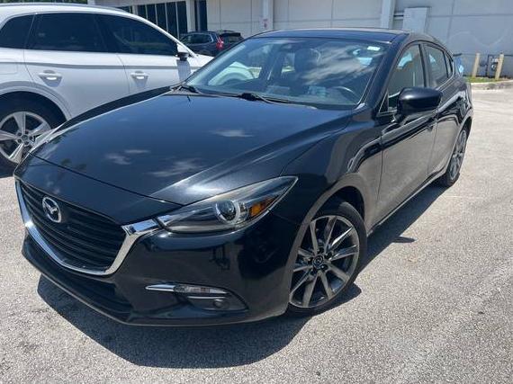 MAZDA MAZDA3 2018 3MZBN1M39JM177355 image