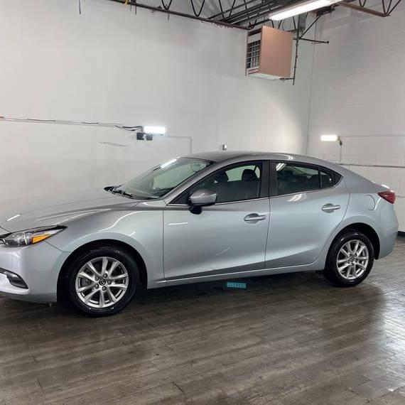 MAZDA MAZDA3 2017 3MZBN1U77HM155349 image