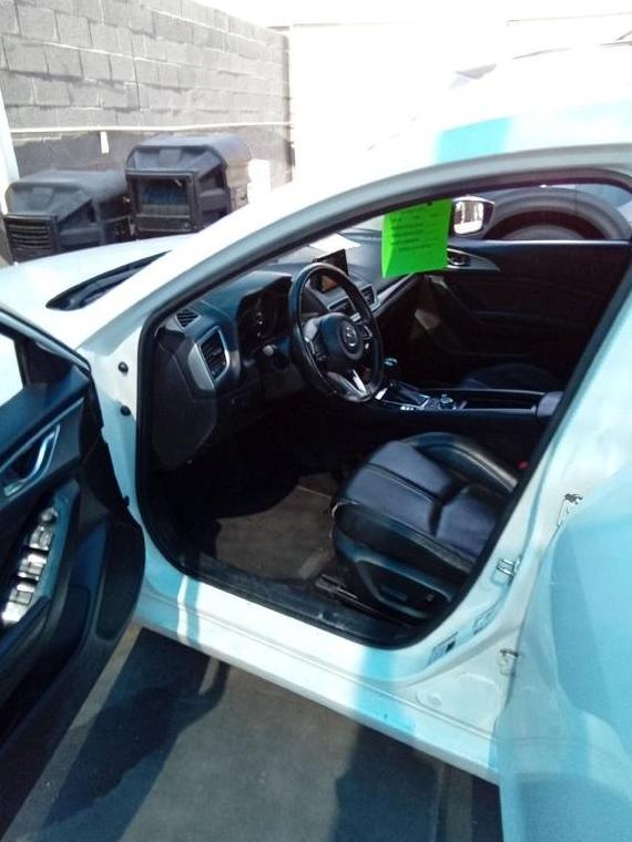 MAZDA MAZDA3 2017 3MZBN1V72HM151868 image