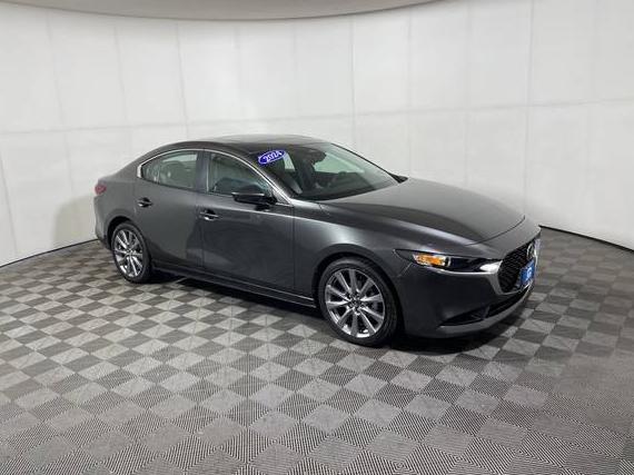 MAZDA MAZDA3 2024 3MZBPACMXRM431140 image