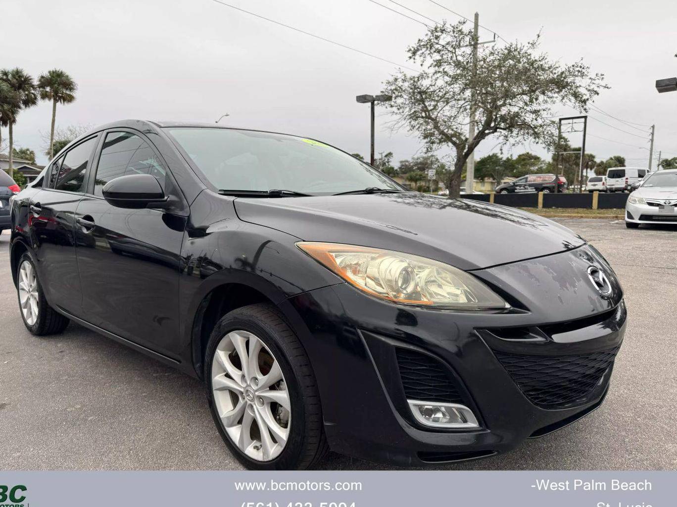 MAZDA MAZDA3 2011 JM1BL1U54B1419123 image