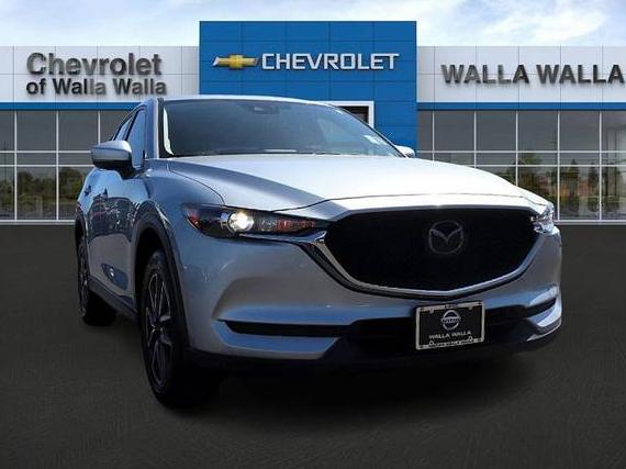 MAZDA CX-5 2018 JM3KFBCM1J0371825 image