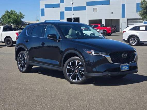 MAZDA CX-5 2022 JM3KFBDMXN0645639 image