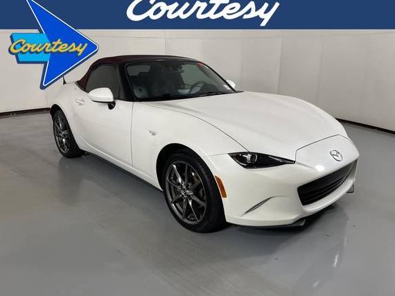 MAZDA MX-5 2018 JM1NDAD77J0201967 image MAZDA MX-5 2018 JM1NDAD77J0201967 image