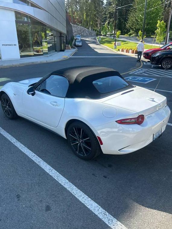 MAZDA MX-5 2024 JM1NDAD74R0607295 image