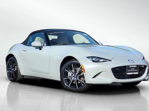 MAZDA MX-5 2024 JM1NDAD72R0602984 image