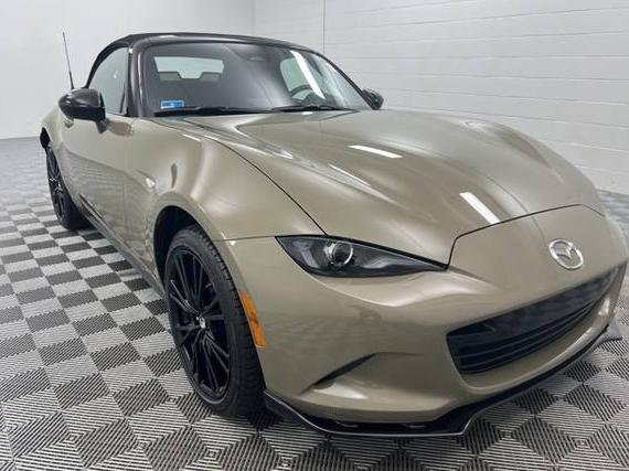 MAZDA MX-5 2024 JM1NDAC78R0600383 image
