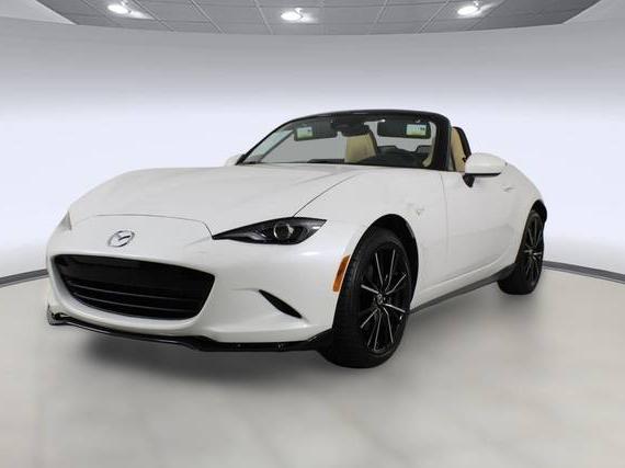 MAZDA MX-5 2025 JM1NDAD73S0658177 image MAZDA MX-5 2025 JM1NDAD73S0658177 image