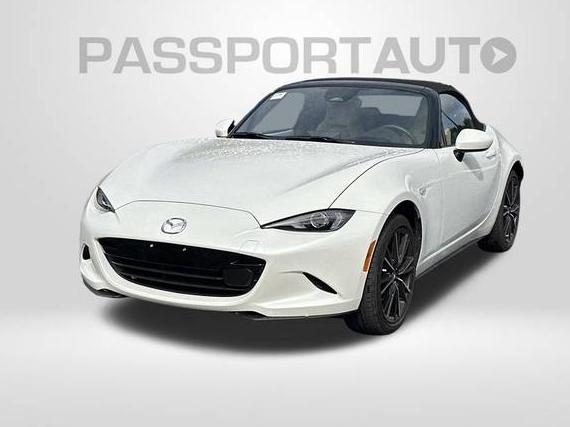 MAZDA MX-5 2025 JM1NDAD75S0650212 image MAZDA MX-5 2025 JM1NDAD75S0650212 image