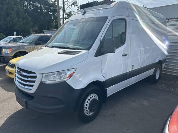 FREIGHTLINER SPRINTER 2019 WDRPF0CD0KP038690 image FREIGHTLINER SPRINTER 2019 WDRPF0CD0KP038690 image