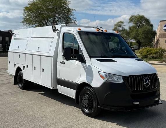 FREIGHTLINER SPRINTER 2019 WDPPF4CD9KN041082 image