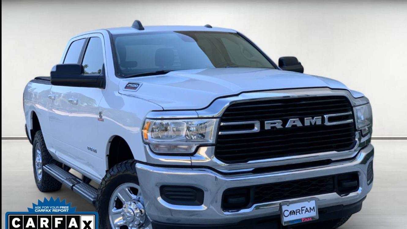 RAM 2500 2018 3C6UR5GL2JG409786 image