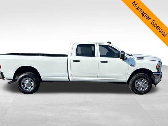 RAM 2500 2024 3C6UR5HL8RG203964 image RAM 2500 2024 3C6UR5HL8RG203964 image