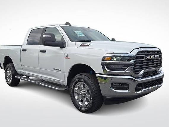 RAM 2500 2025 3C63R5DL4SG576670 image RAM 2500 2025 3C63R5DL4SG576670 image