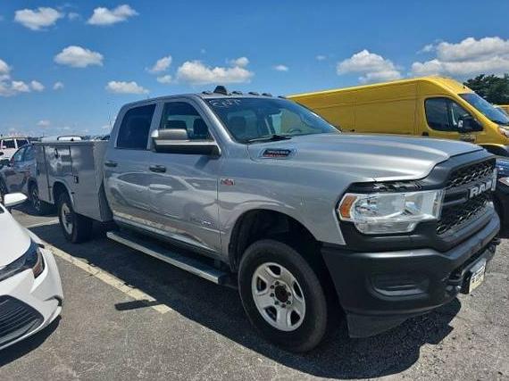 RAM 3500 2019 3C7WRCBJ1KG647404 image