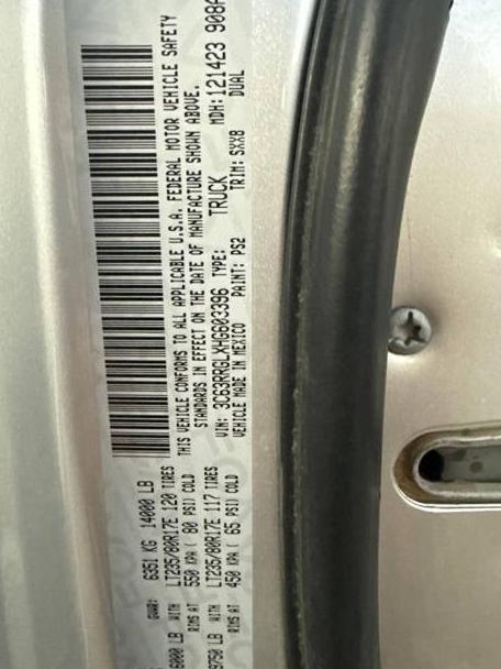 RAM 3500 2017 3C63RRGLXHG603396 image RAM 3500 2017 3C63RRGLXHG603396 image