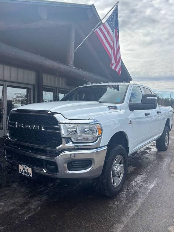 RAM 3500 2024 3C63R3CL8RG136905 image