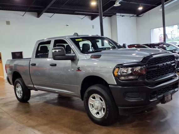 RAM 3500 2024 3C63R3CLXRG137960 image