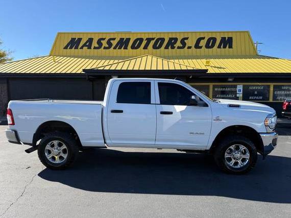 RAM 3500 2022 3C63R3CLXNG113121 image RAM 3500 2022 3C63R3CLXNG113121 image