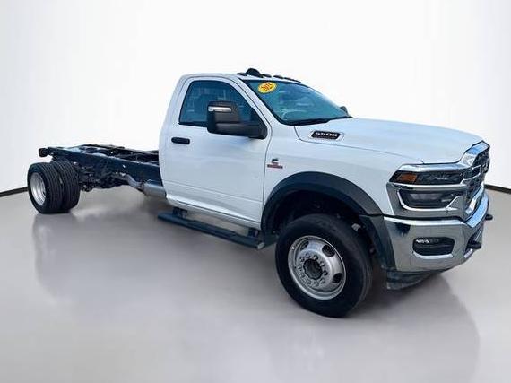 RAM 5500 2025 3C7WRMCL2SG564912 image