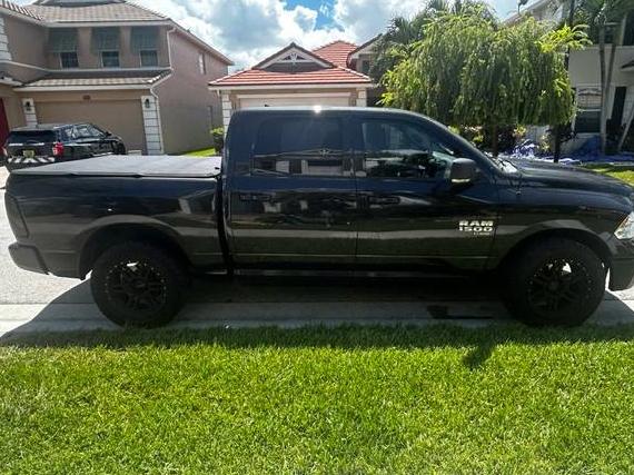 RAM 1500 2019 1C6RR6LT3KS573351 image
