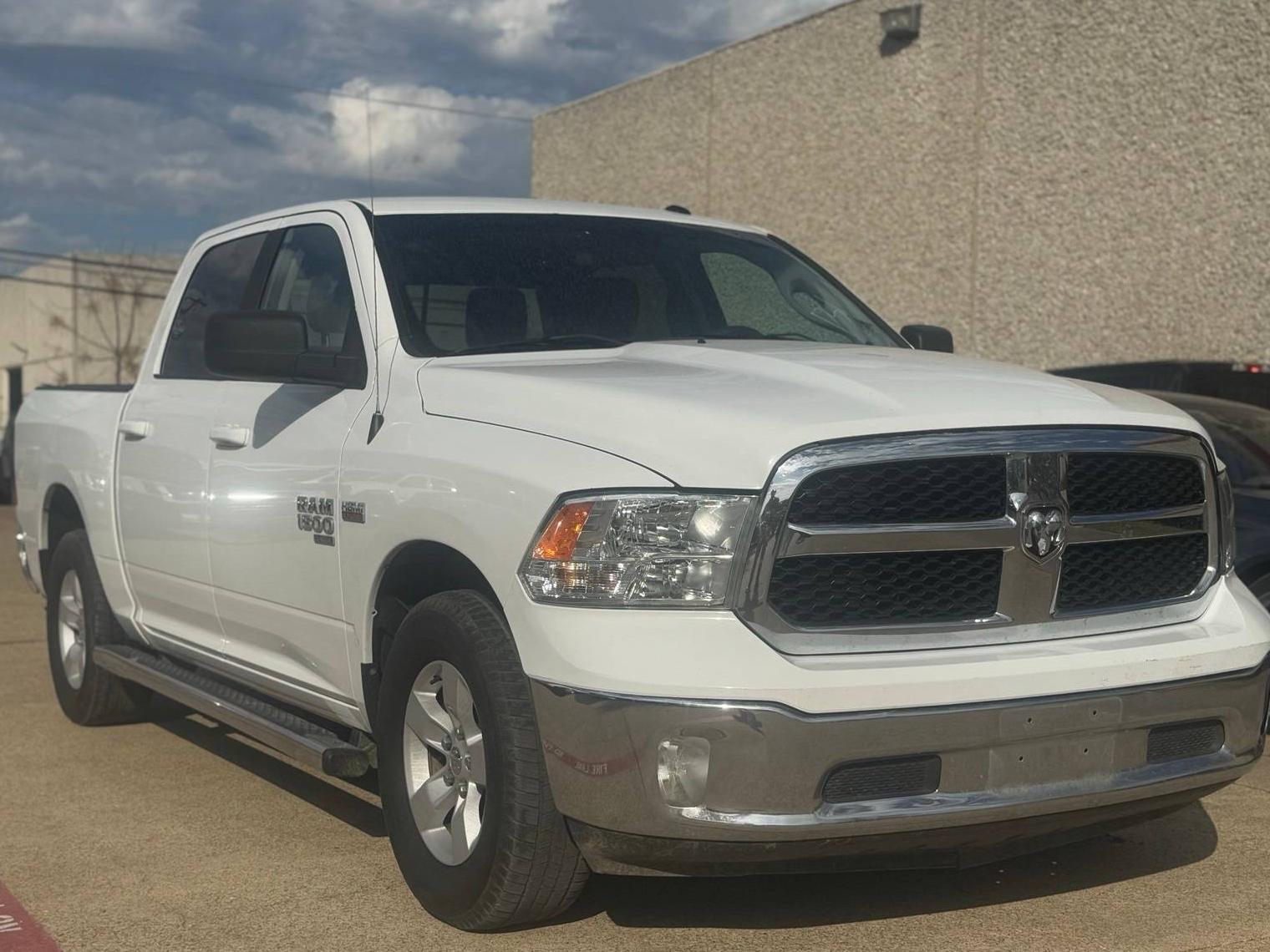 RAM 1500 2019 3C6RR6LT9KG647279 image