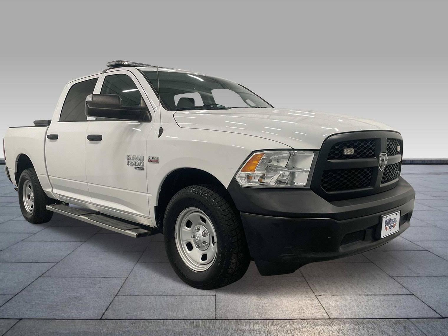 RAM 1500 2019 3C6RR7KT2KG690661 image