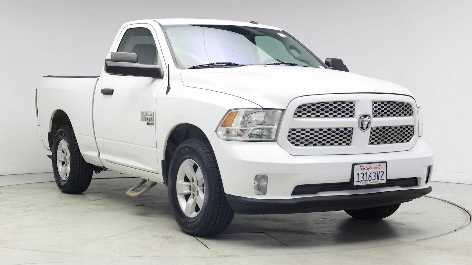 RAM 1500 2019 3C6JR6AG5KG510696 image