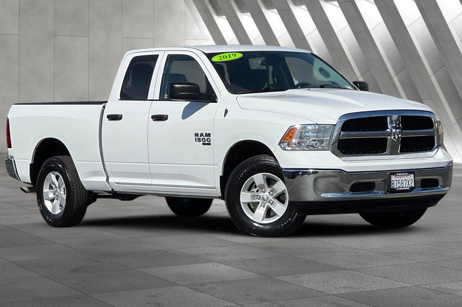 RAM 1500 2019 1C6RR6FG9KS733697 image