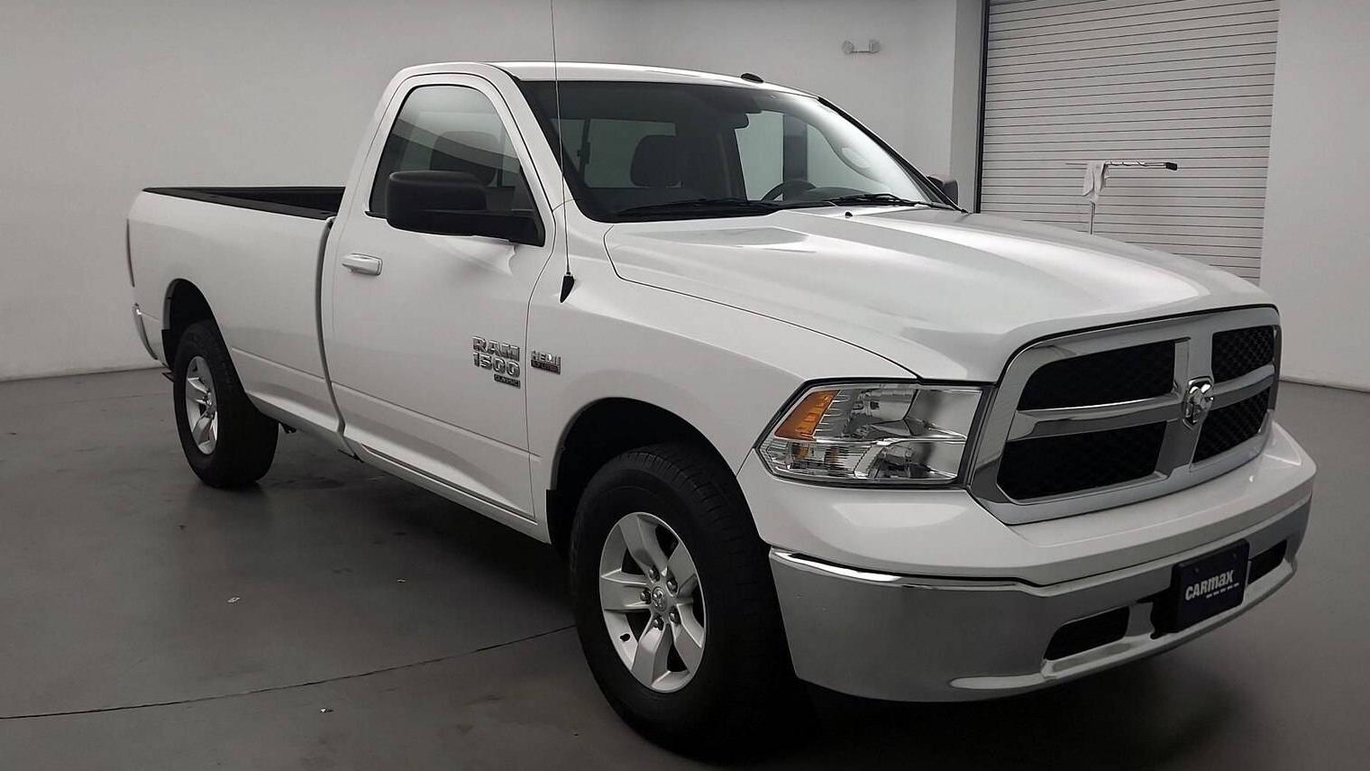 RAM 1500 2019 3C6JR7ET2KG667647 image